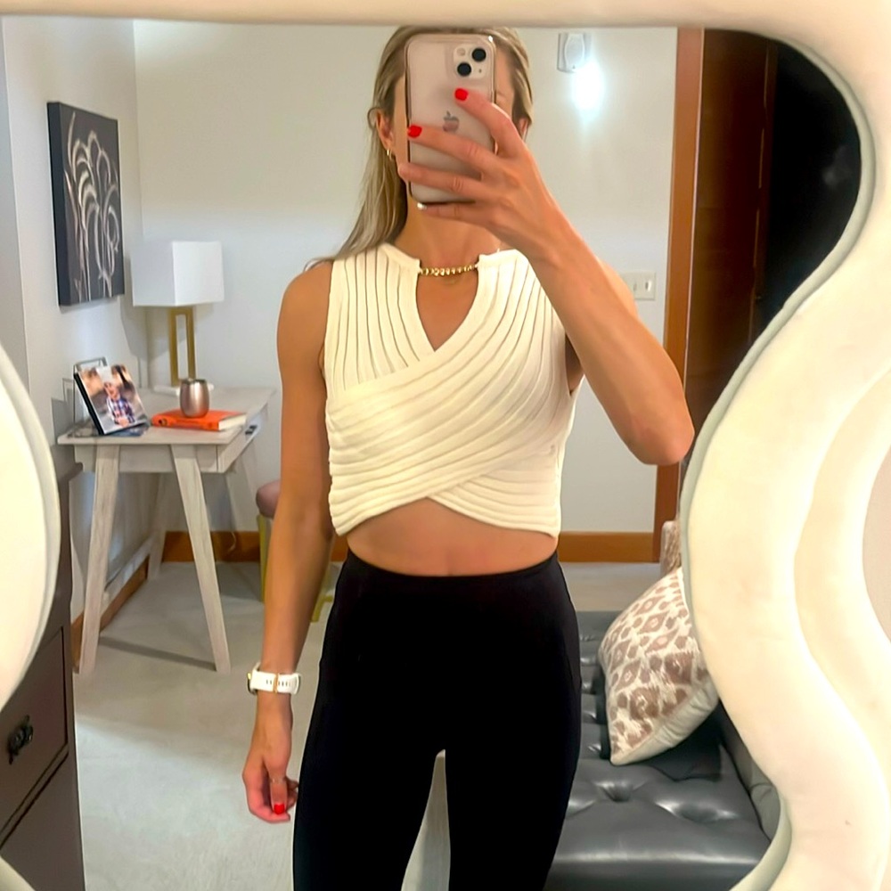 Cropped sweater tank with gold chain